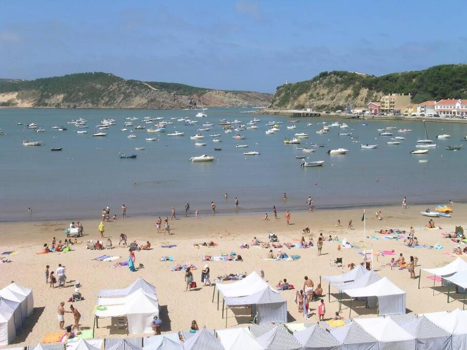Apartamento Em Frente A Praia São Martinho do Porto Zewnętrze zdjęcie